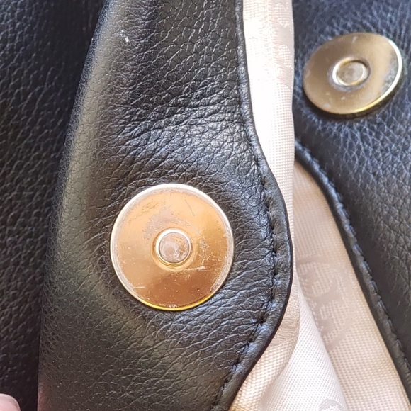 Tory Burch Amanda Foldover Crossbody Clutch - Picture 6 of 7